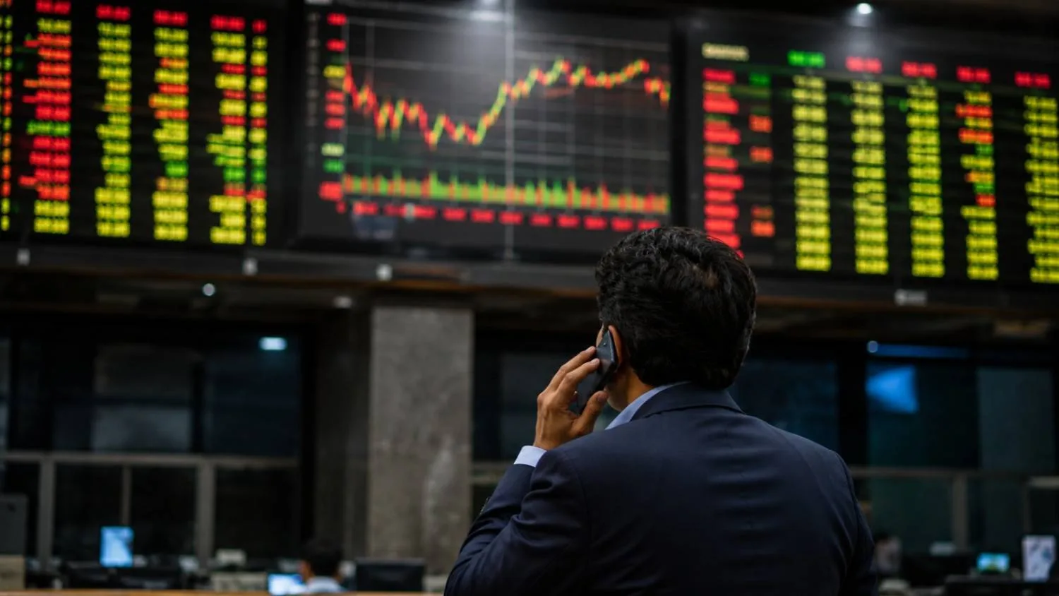 PSX Drops as Profit-Taking Hits Market Momentum