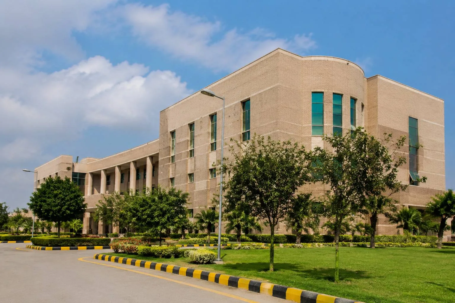 Isra University Admissions Open Fall 2026 Apply Online