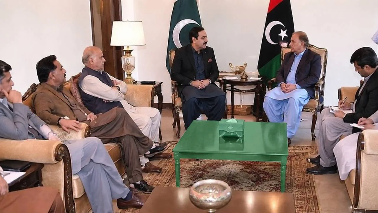 PPP, PML-N discuss government formation in GB