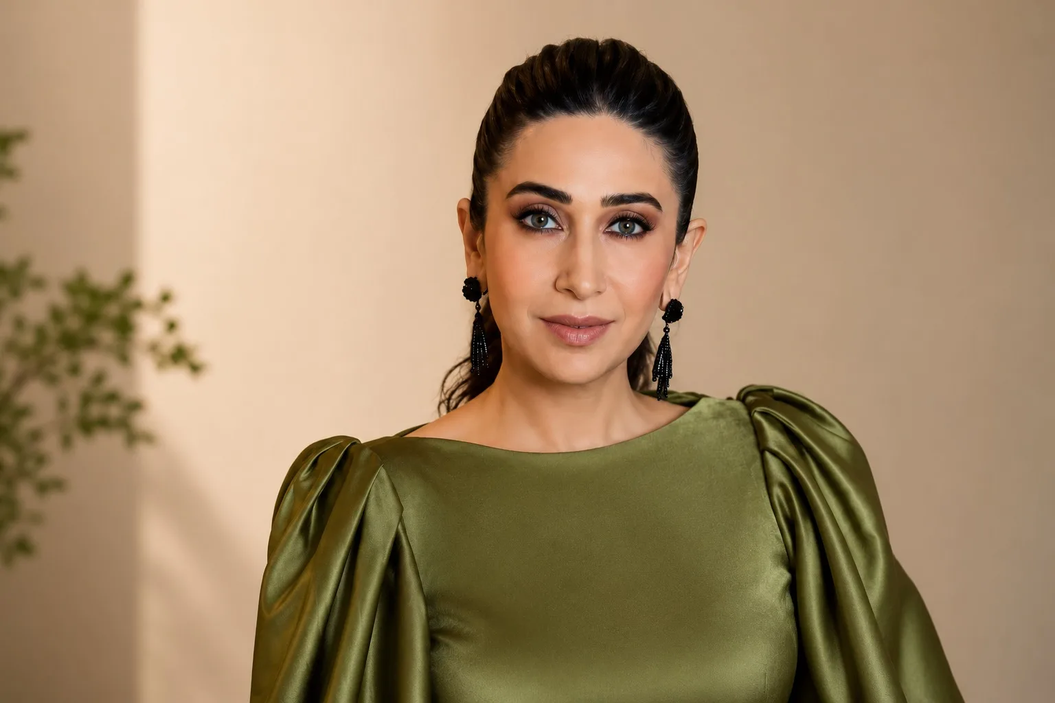 Karisma Kapoor Celebrates 35 Years in Bollywood, Reflects on Her Journey from Prem Qaidi to Stardom