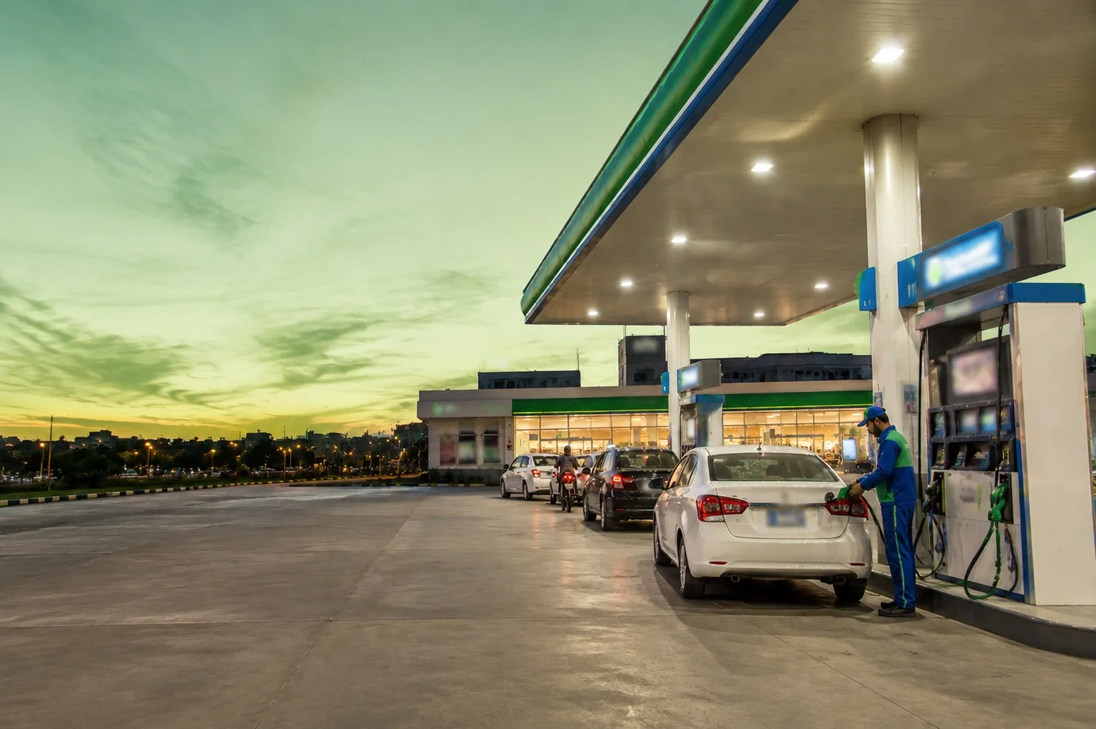 Petrol And Diesel Prices Set To Rise Tonight In Pakistan